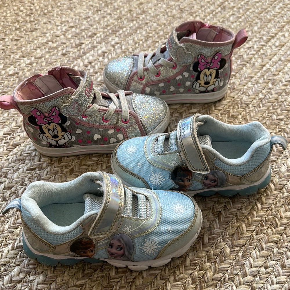 Disney Mini Mouse Frozen Toddler Girl Size 9 Light Up Sneaker Shoes (2 Pair)